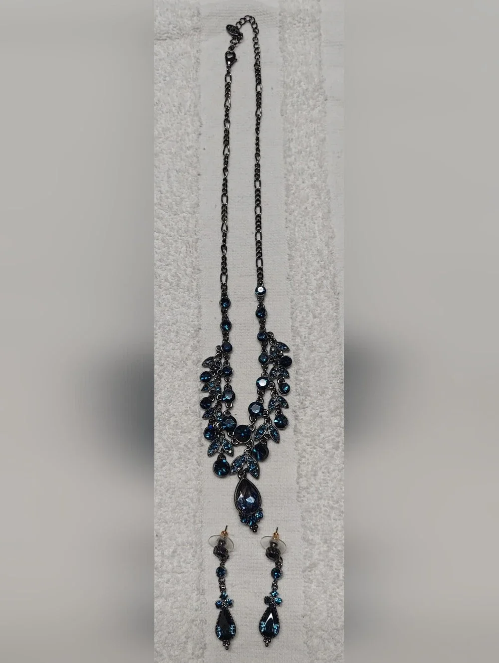 POFJ Necklace & Matching Earring Set